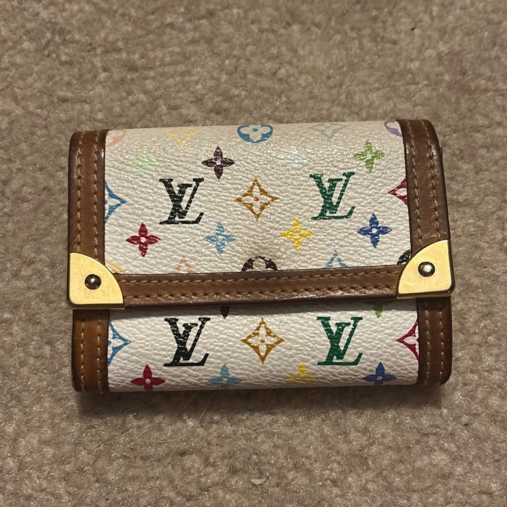 LV small wallet